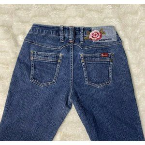 Manager Womens size 30x31 bootcut blue jeans Embroidered Rose